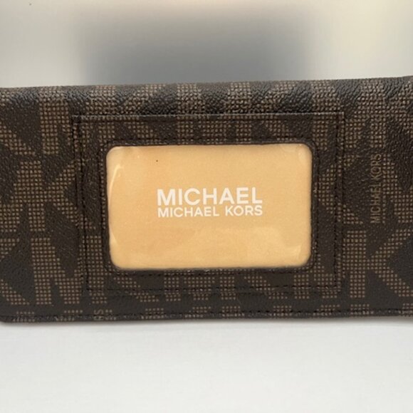 Michael Kors MK Signature Monogram Wallet with Gold Tone Plate Logo & Pullout - Picture 11 of 13